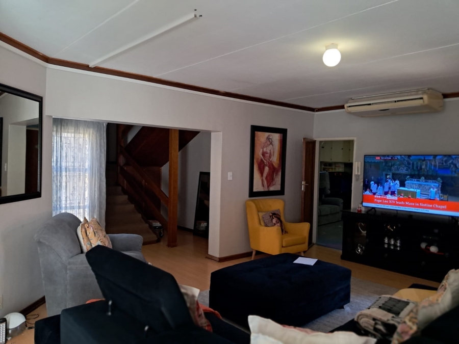 3 Bedroom Property for Sale in Flamingo Park Free State